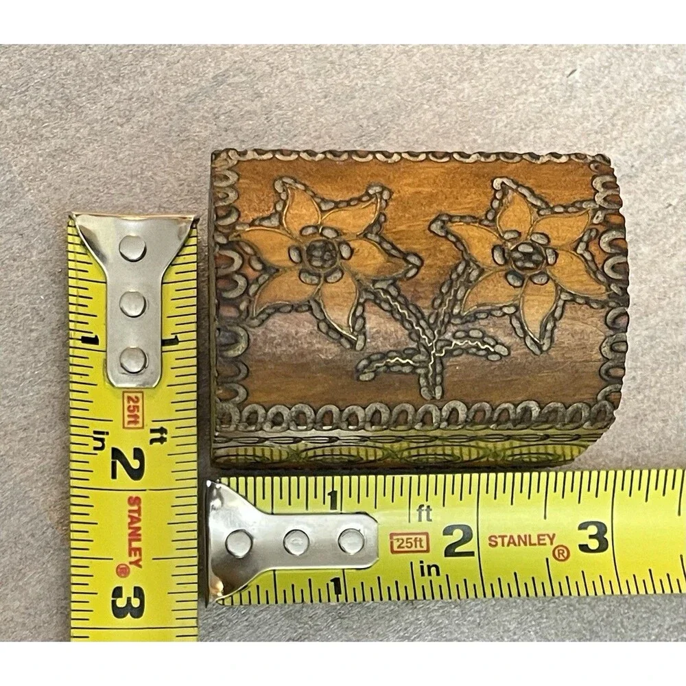 Vintage Floral Sunflower Daisy Miniature Trunk Trinket Box Hand Carved 2.5